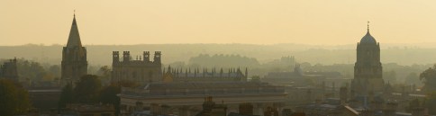 Oxford Skyline Panorama from St Mary's Church / DAVID ILIFF.  License CC-BY-SA 3.0