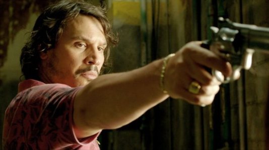 En-El-mal-que-hacen-los-hombres-2016_reference